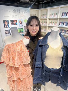写真集本日発売です！！パネル展もスタート🌼 - 画像4