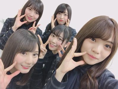 ケータイの画面シールに気泡ができてしまった   河田陽菜 - 画像4