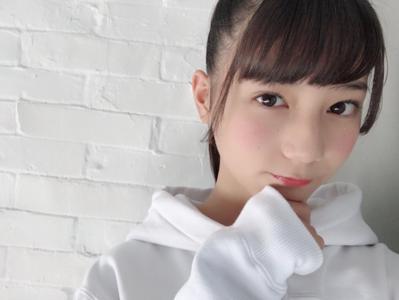 もう雪なんてないと思ってたけど意外と残ってた北海道にびっくり 小坂菜緒 - 画像3