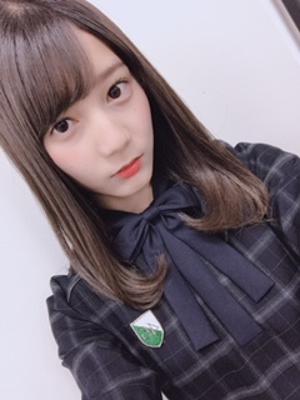 もう雪なんてないと思ってたけど意外と残ってた北海道にびっくり 小坂菜緒 - 画像4