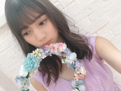 前髪伸びたから切りたいけど、まだいいかなとか思ってたら、いつもの前髪が作れなくって悲しくなった朝 小坂菜緒 - 画像3