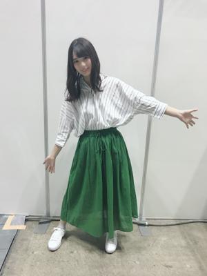 さぁ今日も一日頑張ろうと家を出たら雨が降ってて心も前髪もシュンって感じになった日って何しても戻らないよね…って思った晴れの日 - 画像4