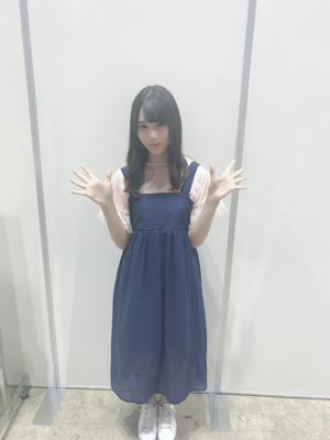 さぁ今日も一日頑張ろうと家を出たら雨が降ってて心も前髪もシュンって感じになった日って何しても戻らないよね…って思った晴れの日 - 画像5