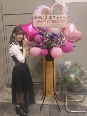 最近白米に1番合うものはなんだろうと考えてて、私はやっぱり鮭が1番なんですけど、今は沢山色んなものが出てるんですよね。でも、私はおばあちゃんの家に行って朝ごはんに白米と鮭が出てくる、それが大好きなんです。ツナも好きだけどおにぎりに限る - 画像4