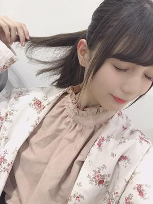 和菓子って美味しいですよね、私はいつも、甘いのが苦手って本当に損してるな…って思うんです。だってたい焼きとかって絶対にあずきで食べた方が美味しいのに、カスタードでしか食べれない、カスタードがなかった時は悲しい。隣からたい焼きのいい匂いがしてきます - 画像4