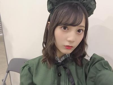 和菓子って美味しいですよね、私はいつも、甘いのが苦手って本当に損してるな…って思うんです。だってたい焼きとかって絶対にあずきで食べた方が美味しいのに、カスタードでしか食べれない、カスタードがなかった時は悲しい。隣からたい焼きのいい匂いがしてきます - 画像6