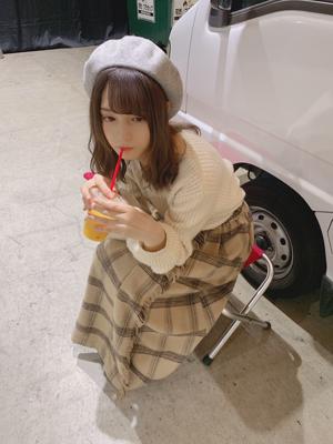 この間、服を買ったんですね、届くのに7日待ってやっと届いた~って思ったらコンタクトでした。私はいつまで待てばいいのでしょうか。いいえ違います、待たせていたのは私です。ごめんね、2日前に届いてました。気楽に行こう~ - 画像5