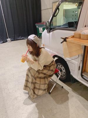 この間、服を買ったんですね、届くのに7日待ってやっと届いた~って思ったらコンタクトでした。私はいつまで待てばいいのでしょうか。いいえ違います、待たせていたのは私です。ごめんね、2日前に届いてました。気楽に行こう~ - 画像6