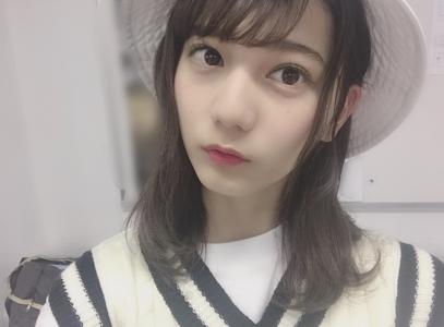 心が休まる時間というのを考えた時、ベットの上で映画を見ること、プラネタリウム、本屋さんにいる時、家にいる時、だなと思いました。これだけで室内が好きなインドア派と言うのがバレてしまう。アウトドア派の人はなんと答えるのだろうか。気になりますね~ - 画像2