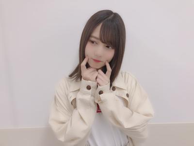 この暖かい気温と風に吹かれると、何だか懐かしい気持ちになります。よくおばあちゃんの家に行ってたなとか、公園で遊んだなとか。小さい頃の私は、皆さんが多分信じてくれないほど活発な少女だったんですよ。 - 画像8