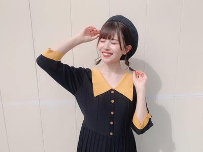 隣の席の美穂の身体が揺れていると思ったら、案の定ユニゾンエアーをやってました笑 - 画像6