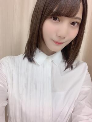 自宅で起きたプチ事件、今年になって気づいた2年分の秋冬の買い忘れについて、2018年~2019年の秋冬で私はブラウスを1着も買ってないことに気づいて、その日に2着購入しました。語彙力を失うくらい焦った朝の出来事を是非ともお伝えしたい。 - 画像2