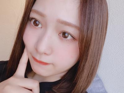 ヨーグルトには冷凍マンゴー。常温ではなく冷凍がポイントです。マンゴーを入れて1分もすれば周りにシャリシャリヨーグルトが現れるんです。 - 画像4