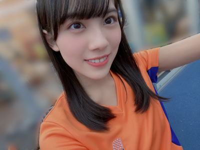 制服着てる時、膝小僧が寒がっております。 - 画像2