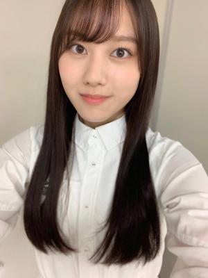 本棚は買った時系列順の平岡海月です。 - 画像2