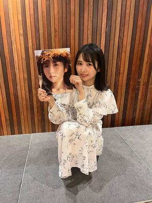 1st写真集「そのままで」発売🎉 - 画像9