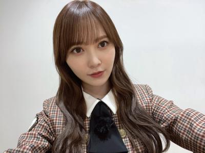 悲しい時の魔法手をグーにして胸にポンポン当てる - 画像2