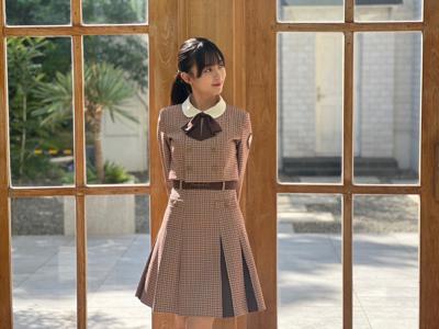 秋色の制服に身を包み - 画像2