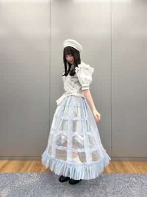 どの場所にも本ひとつあればどこへでも飛び立てる。貴方ならどの本を選びますか？ - 画像2