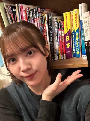 目の前にいる母が今お笑い見ていて、ブログタイトル全く思いつきませんでした。あまりにも楽しそう且つ私にも観てほしそうで、その場を離れる訳にもいきませんでした。許してね。じゃあ、お笑い観てきます。 - 画像7
