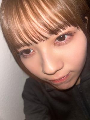 目の前にいる母が今お笑い見ていて、ブログタイトル全く思いつきませんでした。あまりにも楽しそう且つ私にも観てほしそうで、その場を離れる訳にもいきませんでした。許してね。じゃあ、お笑い観てきます。 - 画像10