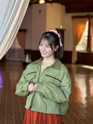 窓を開けて過ごせる気候、春を堪能し夏が近づいてる雰囲気を感じる、この時期だから香る匂いにも浸りつつ、またすぐエアコンをつけなくてはならない日がくるんだろうなって気持ちに追いつく気がしなくて、ため息が溢れそう。そんなことを書きながら、なんでこんなこと言ってんだろうって思ってます。何年生きてんだって話、慣れなさい、自分。 - 画像7