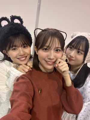 ひよりさんが今隣にいらっしゃいます。譲りませぬ。右側なら空いています。 - 画像13