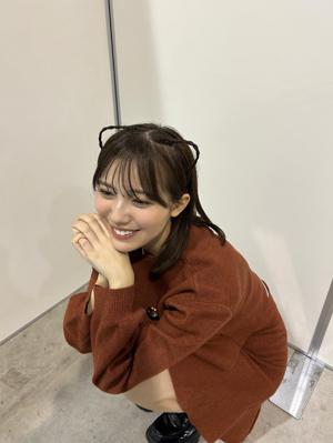 ひよりさんが今隣にいらっしゃいます。譲りませぬ。右側なら空いています。 - 画像5