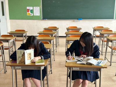 ローファーはもうクローゼットの中。正源司　陽子 - 画像4