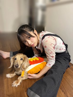 蝉が頭に乗ってきた、、 下田衣珠季 - 画像3