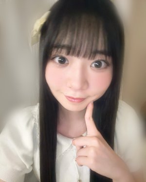 空飛びたい      坂井新奈のサムネイル