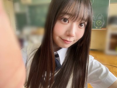 真っ青な空            坂井新奈 - 画像1