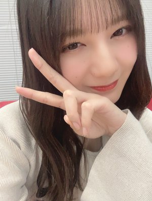 写真を見ては振り返り、自身への愛を再確認、最後は音楽に願いをかける2025年のサムネイル