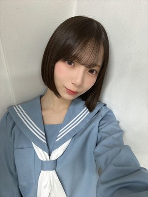 栞のサムネイル