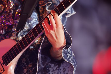 左手の指先にはもう感覚がない正源司陽子 - 画像5