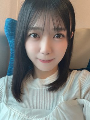 仲間とはぐれないように、手を繋いで眠るんだって。のサムネイル
