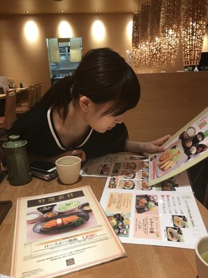 なーこのキスは……?のサムネイル