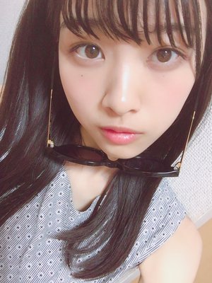サングラスかけてるのは気分です(  ˙-˙   )のサムネイル