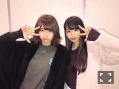 ポーズを伝授させてもらいました🤞🏻💕のサムネイル