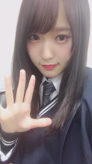 明日は握手会☺️ - 画像4