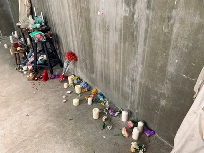 ミラーボール、329のサムネイル
