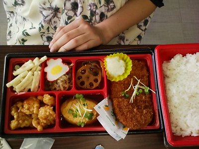 お弁当〜♡♡のサムネイル