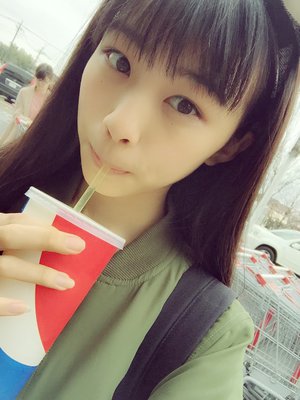 アイスが美味しく感じる季節になりました。食べすぎてまう〜～( ˙_˙ )( ˙_˙ )のサムネイル