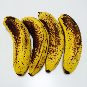 バナナ食べたよのサムネイル