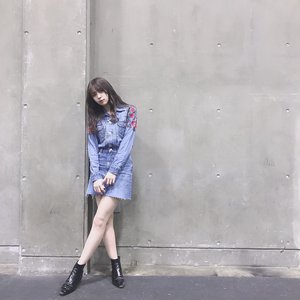 桜が舞っていてとても綺麗ですがそれと比例して花粉も舞っています☆彡のサムネイル