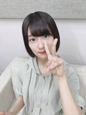 シャーペンについてる小さい消しゴム使う派ですか？私は使いますのサムネイル