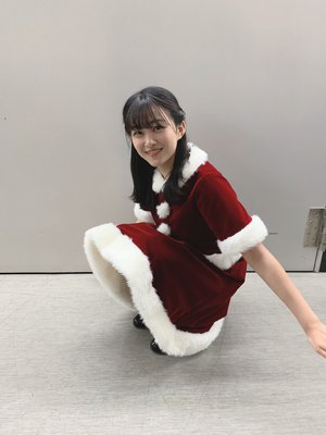 CDTVで着てた新しい衣装を着た瞬間にね、入学式の中学生みたいって言われました笑みなさんにはどう見えましたか？あ、今回の衣装もとてもかわいいですよね、👗 - 画像3