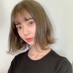 ^ - ^のサムネイル