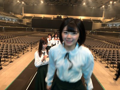 迫り来る夏鈴のサムネイル