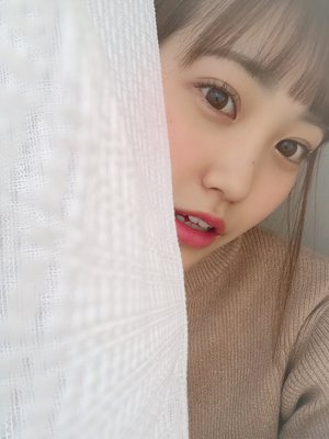 カーテンからひょっこり〜 - 画像2